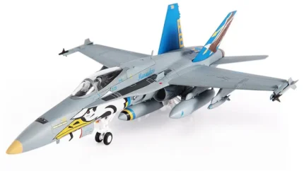 ماکت هواپیما جنگی F/A18C Hornet نیروی دریایی آمریکا (10)