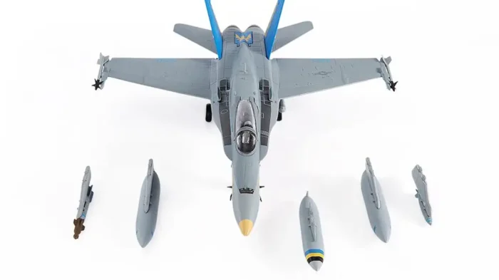 ماکت هواپیما جنگی F/A18C Hornet نیروی دریایی آمریکا (5)