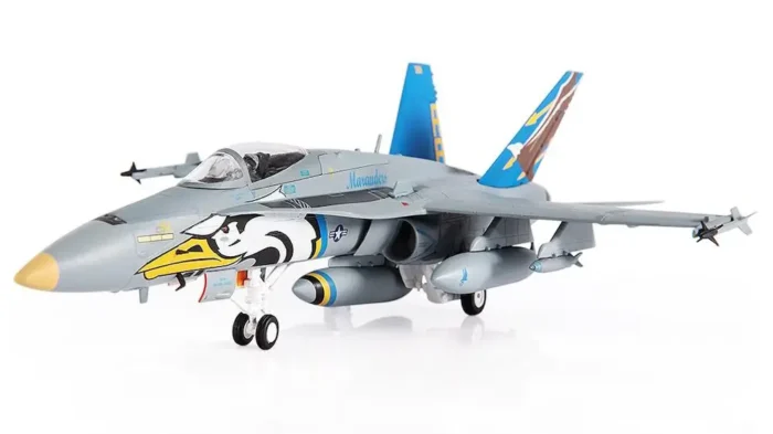ماکت هواپیما جنگی F/A18C Hornet نیروی دریایی آمریکا (6)