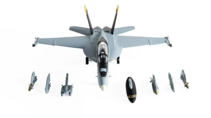 ماکت هواپیما جنگی اف 18 F/A18E Super Hornet نیروی دریایی آمریکا (12)