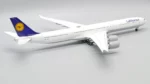 ماکت هواپیما مسافربری ایرباس A340-600 لوفتهانزا مقیاس 1:200 (12)