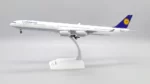 ماکت هواپیما مسافربری ایرباس A340-600 لوفتهانزا مقیاس 1:200 (5)
