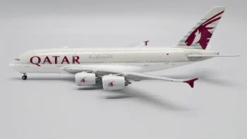 ماکت هواپیما مسافربری ایرباس A380 هواپیمایی قطر مقیاس 1:400 (6)