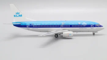 ماکت هواپیما مسافربری بویینگ 300-737 کی ال ام مقیاس 1:200 (12)