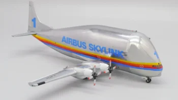 ماکت هواپیما بویینگ Airbus Skylink مقیاس 1:200 (1)