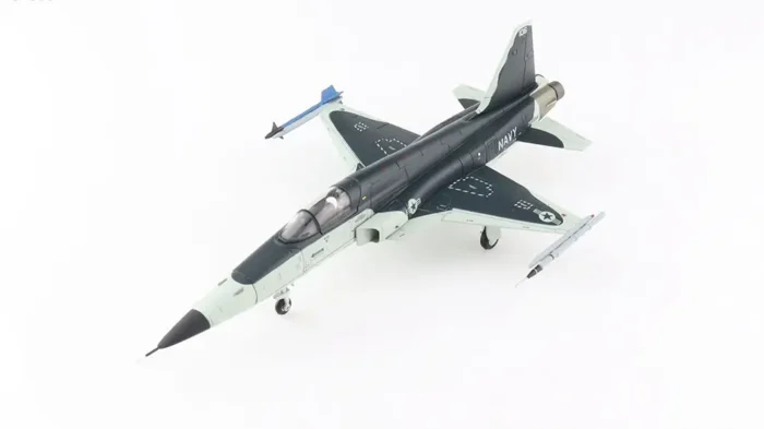 ماکت هواپیما جنگی اف 5 Northrop Grumman F-5N نیروی هوایی آمریکا مقیاس 1:72 (3)