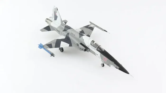 ماکت هواپیما جنگی اف 5 Grumman F-5N Tiger II مقیاس 1:72 (4)