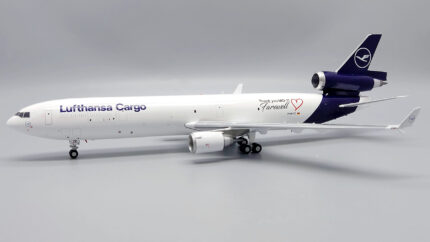 Jc Wings 1200 MD-11F Lufthansa Cargo-EW2M11001 (3)