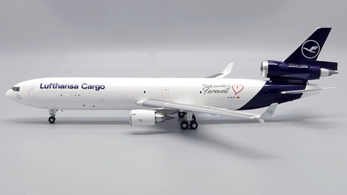 ماکت هواپیما ام دی ۱۱ کارگو لفتهانزا | Jc Wings 1:200 MD-11F Lufthansa Cargo - Image 5
