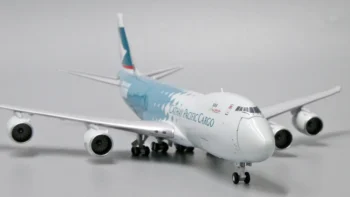 JC WINGS 1400 BOEING 747-8F CATHAY PACIFIC-EW4748005