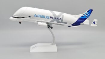 ماکت هواپیما باربری ایرباس بلوگا | Jc Wings 1:200 Airbus A330-743L BelugaXL - Image 5
