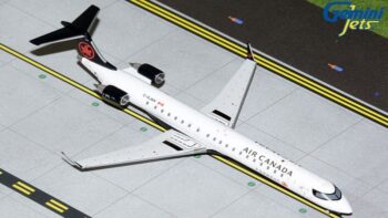 ماکت هواپیما بمباردیر 900 ایر کانادا | Gemini Jets 1:200 CRJ900 Air Canada Express