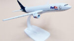 Airplane Model 16cm Boeing 777 Fedex-AR108