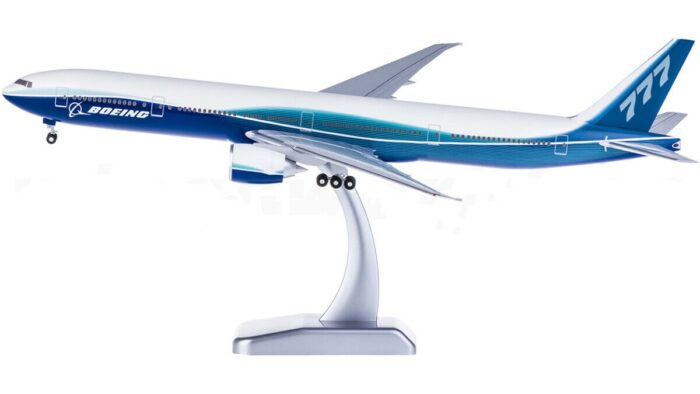 ماکت هواپیما بوئینگ 777-300 رنگامیزی کارخانه | Hogan 1:200 Boeing 777-300ER House Color - Image 1