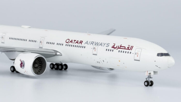 NG Models 1400 Boeing 777-300ER Qatar-NG73017