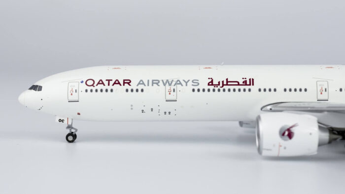 NG Models 1400 Boeing 777-300ER Qatar-NG73017