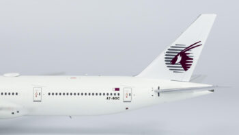 NG Models 1400 Boeing 777-300ER Qatar-NG73017