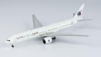 NG Models 1400 Boeing 777-300ER Qatar-NG73017