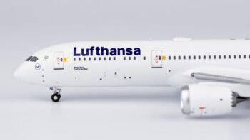 NG Models 1400 Boeing 787-9 Lufthansa D-ABPD-NG55093