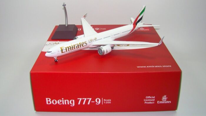 Gemini Jets 1:200 Boeing 777-9X Emirates A6-EZA-G2UAE1189