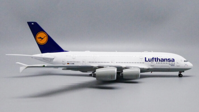JC Wings 1400 Airbus A380 Lufthansa D-AIMK-EW4388013