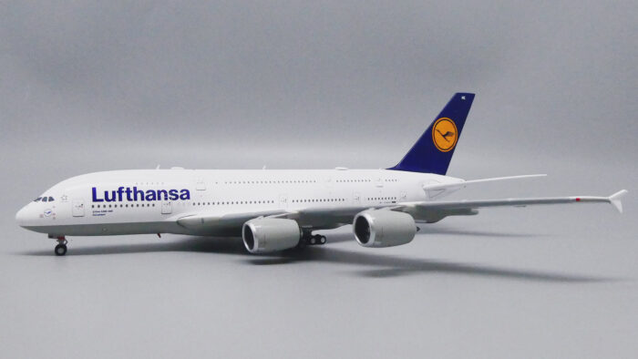 ماکت هواپیما ایرباس 380 لفتهانزا | JC Wings 1:400 Airbus A380 Lufthansa D-AIMK - Image 1