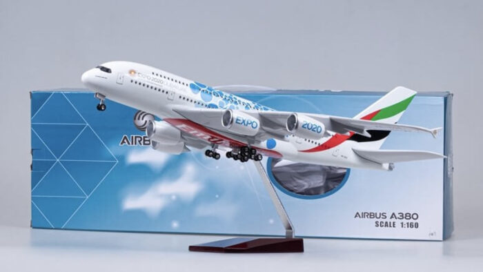 ماکت هواپیما ایرباس 380 امارات