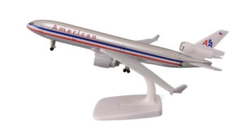 ماکت هواپیما مکدانل داگلاس MD-11 امریکن