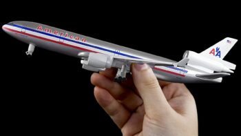 ماکت هواپیما مکدانل داگلاس MD-11 امریکن