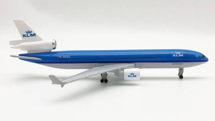 ماکت هواپیما مکدانل داگلاس MD-11 کی ال ام