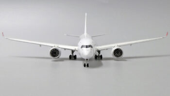 ماکت هواپیما ایرباس 350 ژاپن ایرلاینز | JC Wings 1:400 Airbus A350-900XWB Japan Airlines JAL - Image 2