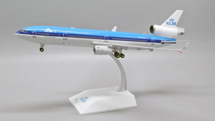 ماکت هواپیما مکدانل داگلاس MD-11 کی ال ام