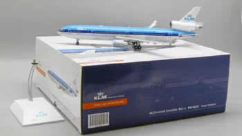 ماکت هواپیما مکدانل داگلاس MD-11 کی ال ام