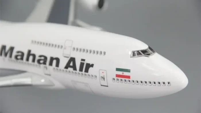 ماکت هواپیما بوئینگ 747 ماهان ایر