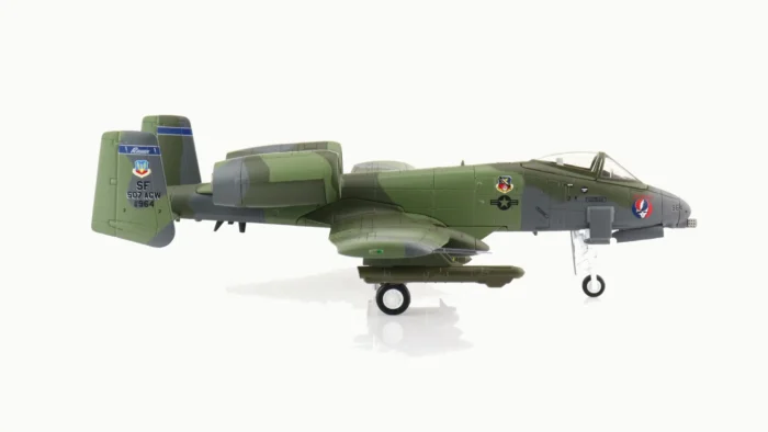 ماکت جنگنده A-10 تاندربولت نیروی هوایی امریکا