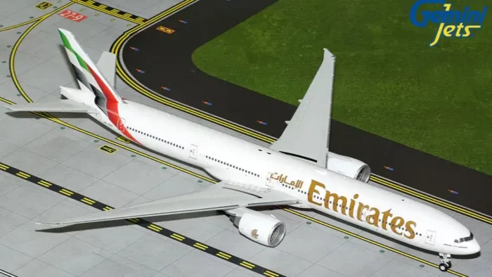 ماکت هواپیما بوئینگ 777-300 امارات
