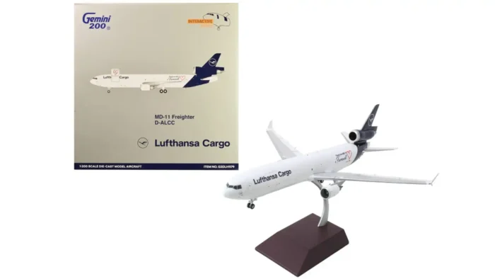 ماکت هواپیما MD-11 کارگو لفتهانزا