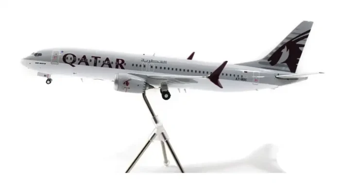 ماکت هواپیما بوئینگ 737 مکس 8 قطر ایرویز