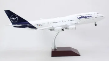 ماکت هواپیما بوئینگ 747 لفتهانزا
