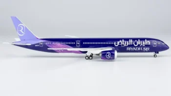 ماکت هواپیما بوئینگ 787 ریاض ایر عربستان سعودی