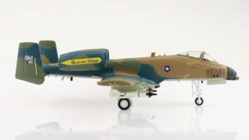 ماکت جنگنده A-10 تاندربولت نیروی هوایی امریکا
