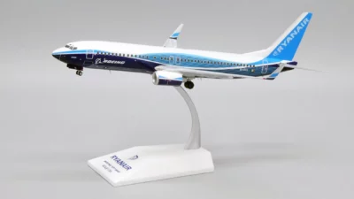ماکت هواپیما بوئینگ 737 رایان ایر مقیاس 1:200 ساخت شرکت جی سی وینگز