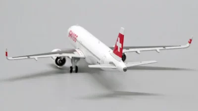 ماکت هواپیما ایرباس 320نئو سوئیس مقیاس 1:400 ساخت شرکت جی سی وینگز