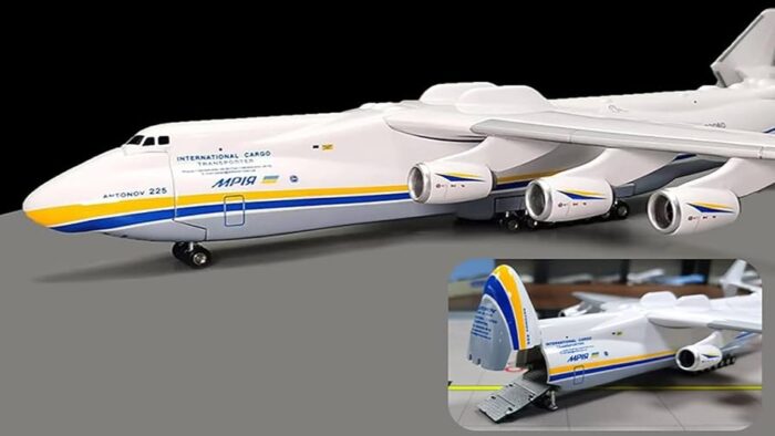 ماکت هواپیما انتونف 225 مریا اکراین |  Airplane Model 1:200 Antonov An-225 Mriya Ukraine  - Image 4