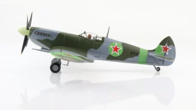 ماکت جنگنده سوپرمرین اسپیت‌فایر روسیه | Hobby Master 1:48 Spitfire Mk.IX Russian Spitfire - Image 2