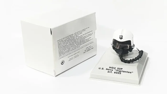 ماکت هلمت خلبانی | Armour 1:8 Pilot Helmet HGU-33P U.S.NAVY Vigilantes - Image 1