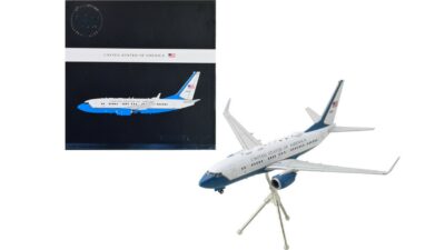 ماکت هواپیما C-40B نیروی هوایی امریکا مقیاس ۱:۲۰۰ ساخت شرکت جمنای جتز