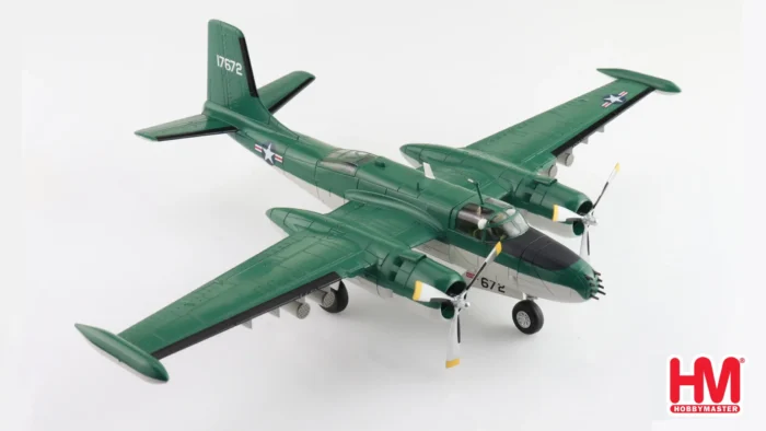ماکت جنگنده B-26 نیروی هوایی امریکا مقیاس 1:72 ساخت شرکت هابی مستر