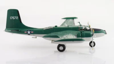 ماکت جنگنده B-26 نیروی هوایی امریکا مقیاس 1:72 ساخت شرکت هابی مستر