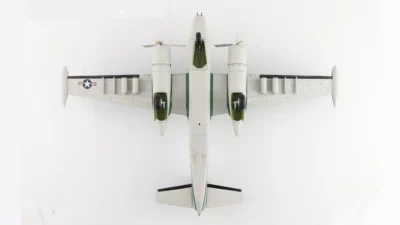 ماکت جنگنده B-26 نیروی هوایی امریکا مقیاس 1:72 ساخت شرکت هابی مستر